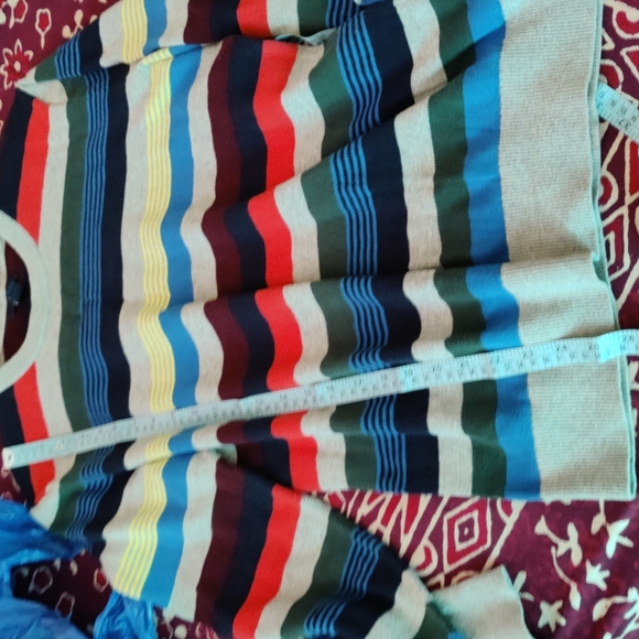 Gap Sweater - Picture 8 of 8